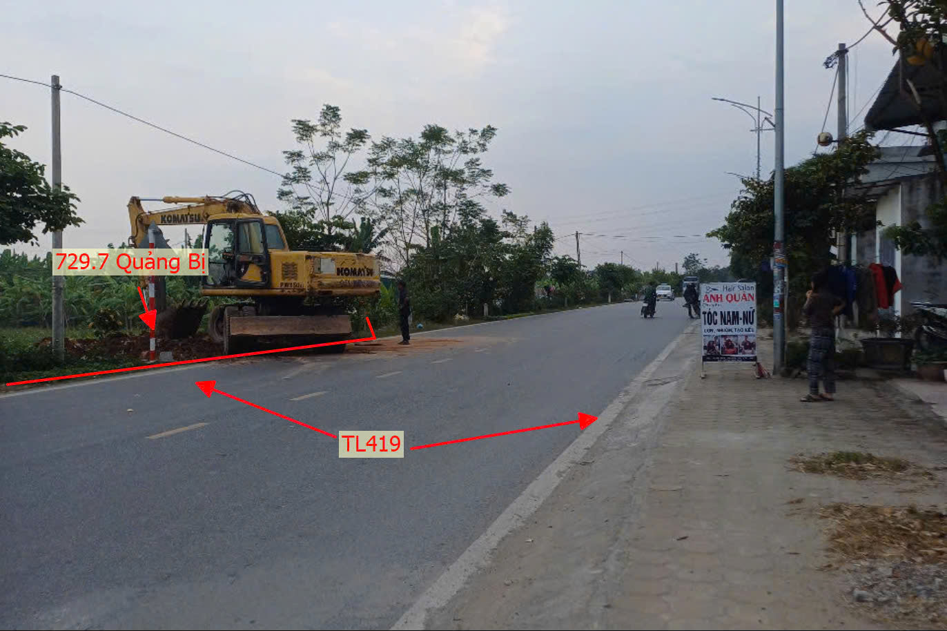 Hình ảnh Bán Đất Quảng Bị Bám Mặt Đường Kinh Doanh TL419 Gần Trung Tâm Xã Quảng Bị Giá Chỉ Vài Tỷ 