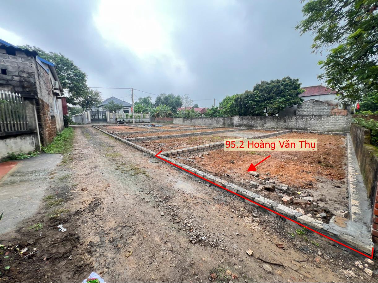 Hình ảnh Bán Đất Phân Lô Hoàng Văn Thụ Đường Ô Tô Tránh Mặt Đường Kinh Doanh QL21A Giá Chỉ Hơn 30tr/m