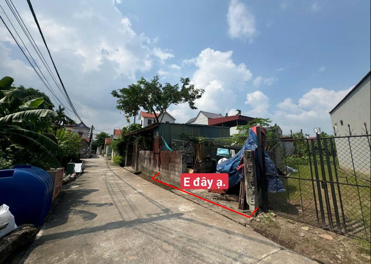 Hình ảnh Bán Lô Đất 77m Tại Khoái Châu Bám Đường Bê Tông Ô Tô Vào Tận Đất Dân Cư Đông Đúc Thân Thiện Gần Chợ Giá Đầu Tư