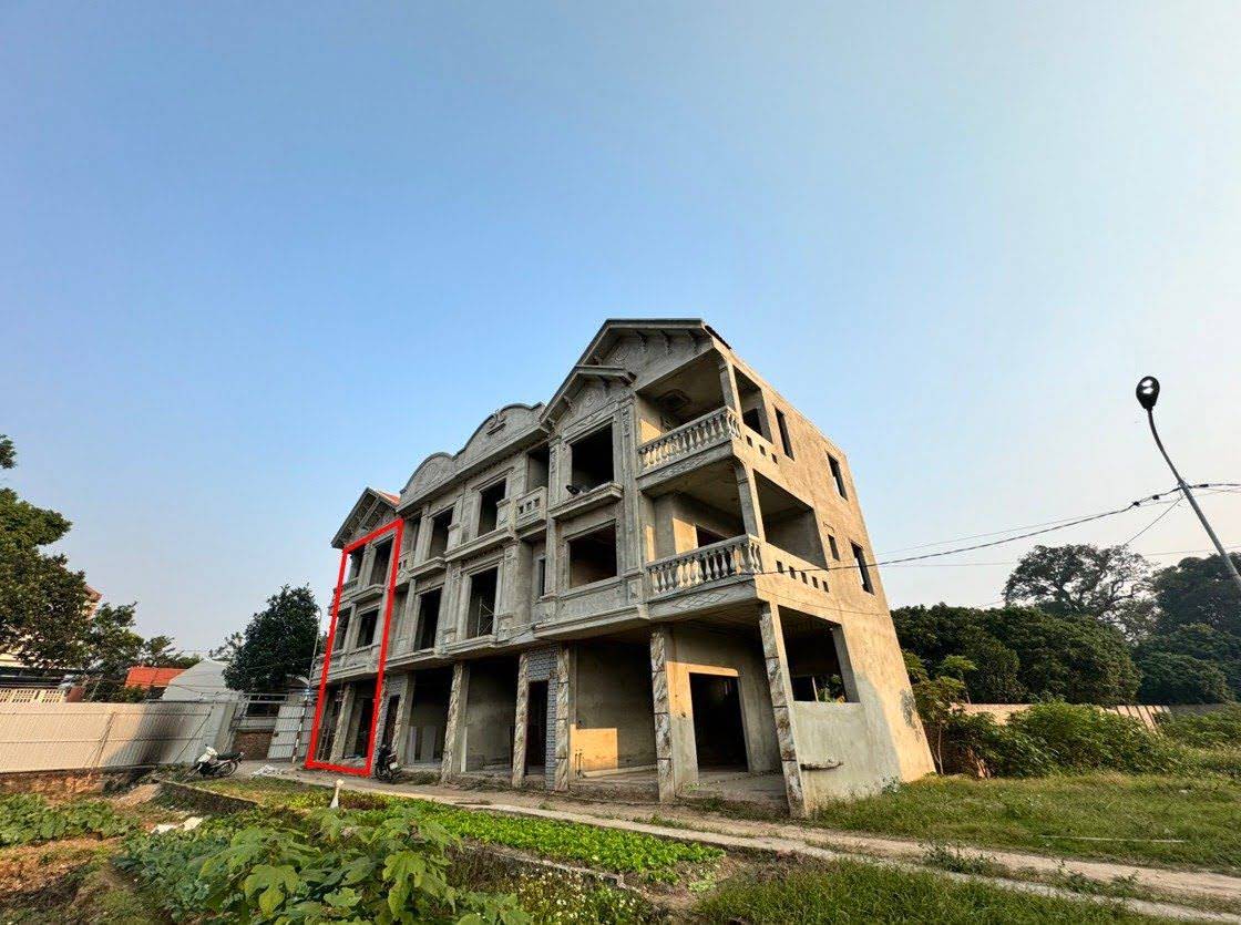 Hình ảnh Bán Nhà 3 Tầng Hiện Đại Chắc Chắn Tại Đại Thành Quốc Oai Ngay Trung Tâm Của Xã Đại Thành 