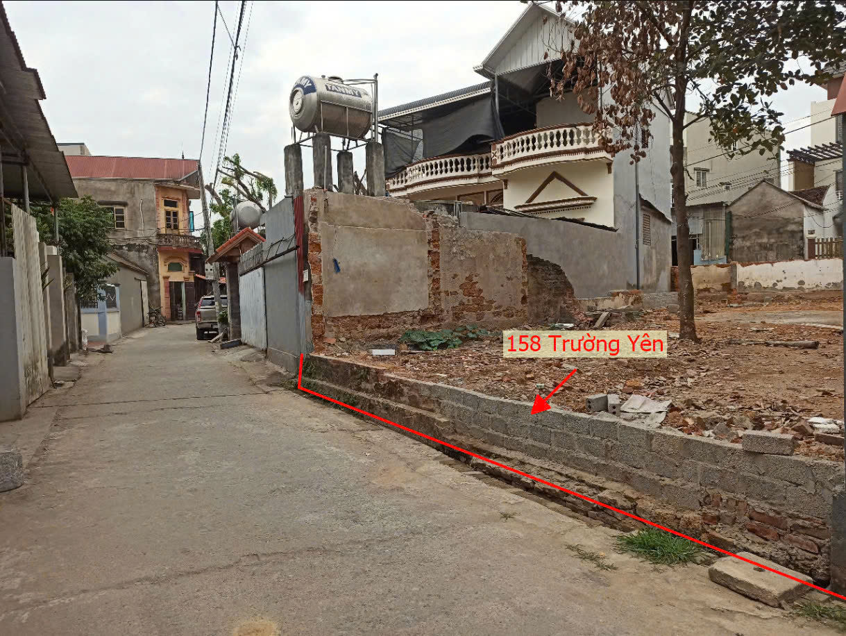 Hình ảnh Bán Đất 2 Mặt Tiền Full Thổ Cư Ô Tô Vào Tận Đất Ngay Trung Tâm Xã Trường Yên Gần QL6A Đang Mở Rộng