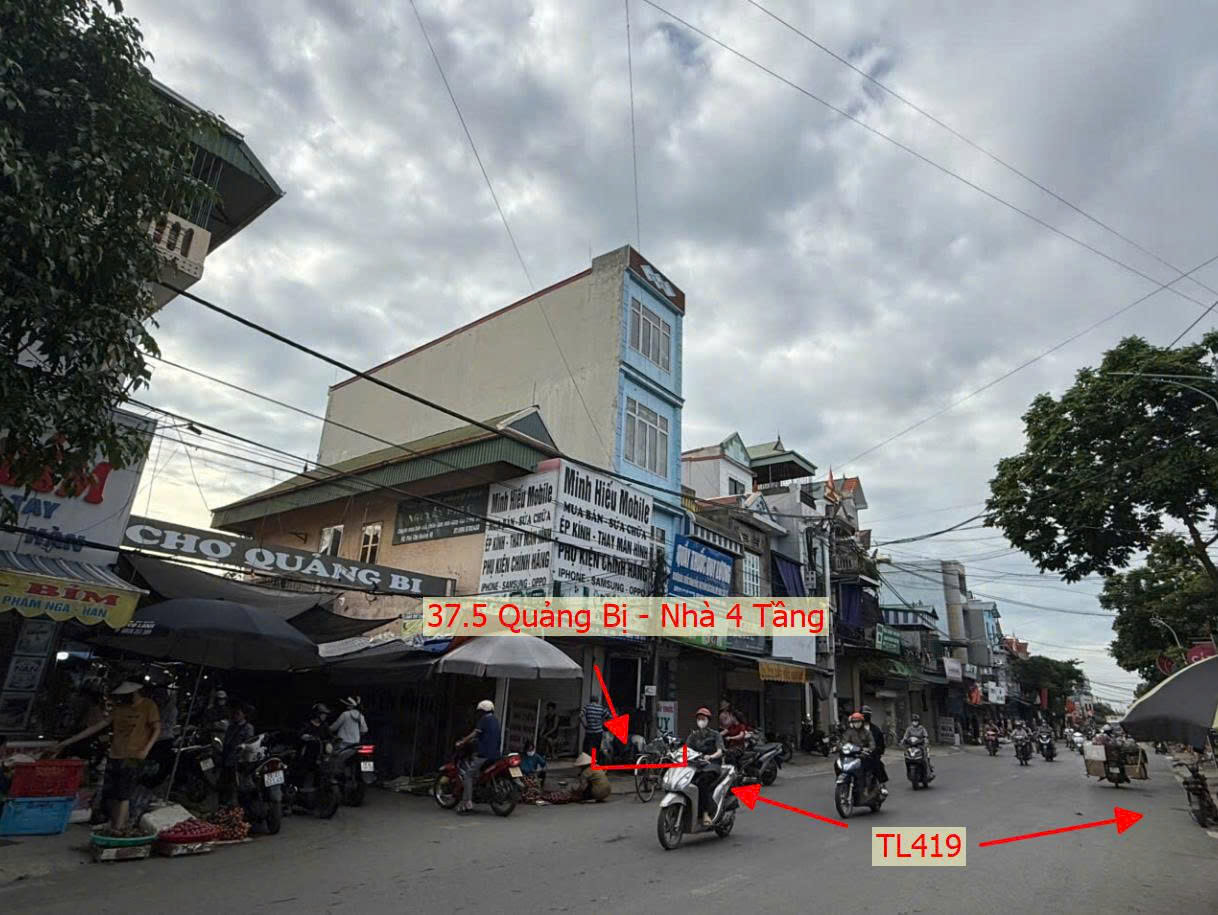 Hình ảnh Bán Nhà 4 Tầng 37.5m Ngay Trung Tâm Phố Chợ Xã Quảng Bị Mặt Đường Kinh Doanh TL419 