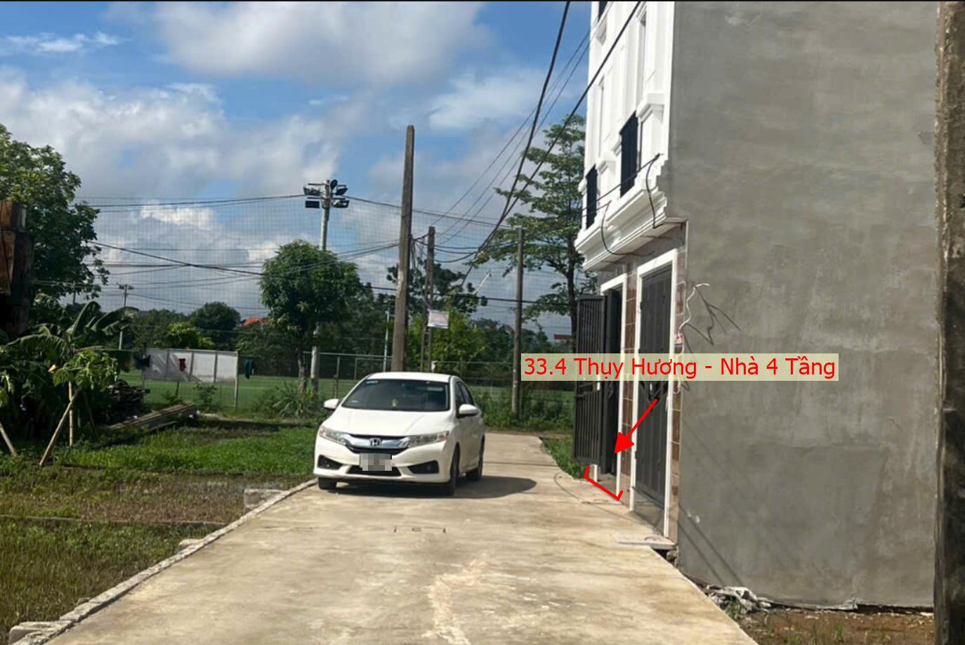 Hình ảnh Bán Nhà Thương Mại 33.4m Ngay Sát Sân Bóng Ô Tô Đỗ Tận Cửa Tại Thụy Hương Giá Chỉ Vài Tỷ 