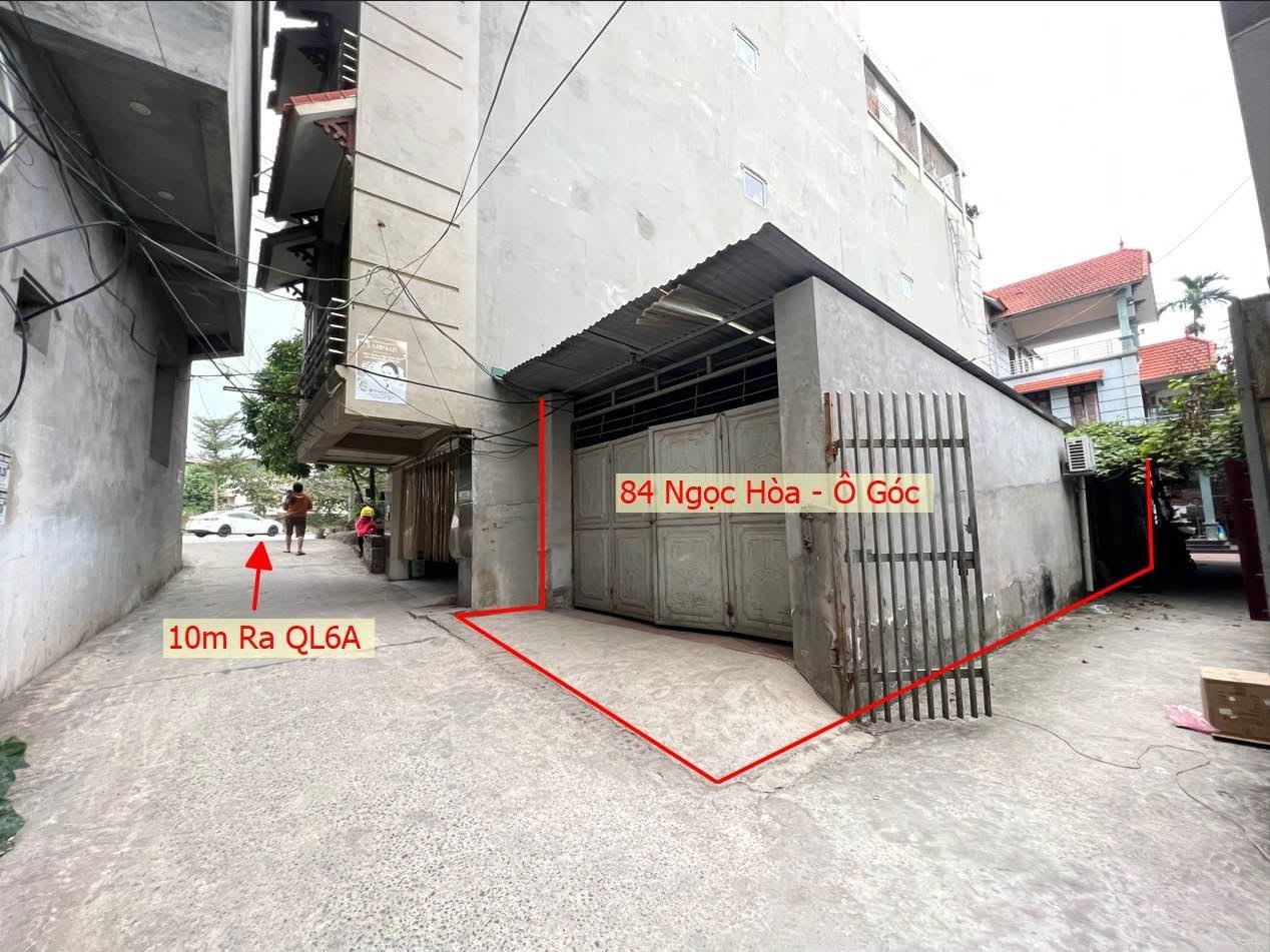 Hình ảnh Bán Lô Góc 2 Mặt Tiền Full Thổ Cư Sẵn Nhà Cấp 4 Ngay Gần Mặt Đường QL6A Tại Ngọc Hòa 