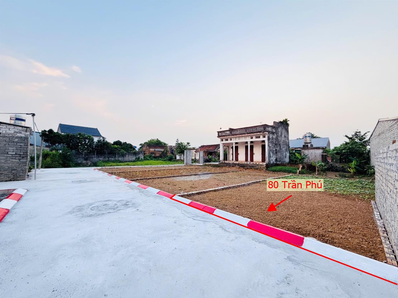 Hình ảnh Bất Động Sản Trần Phú Bán Đất Phân Lô Khu Vực Trần Phú Ô Tô Đỗ Tận Đất Sát Trục Chính Liên Xã Gần Khu Huấn Luyện Miếu Môn