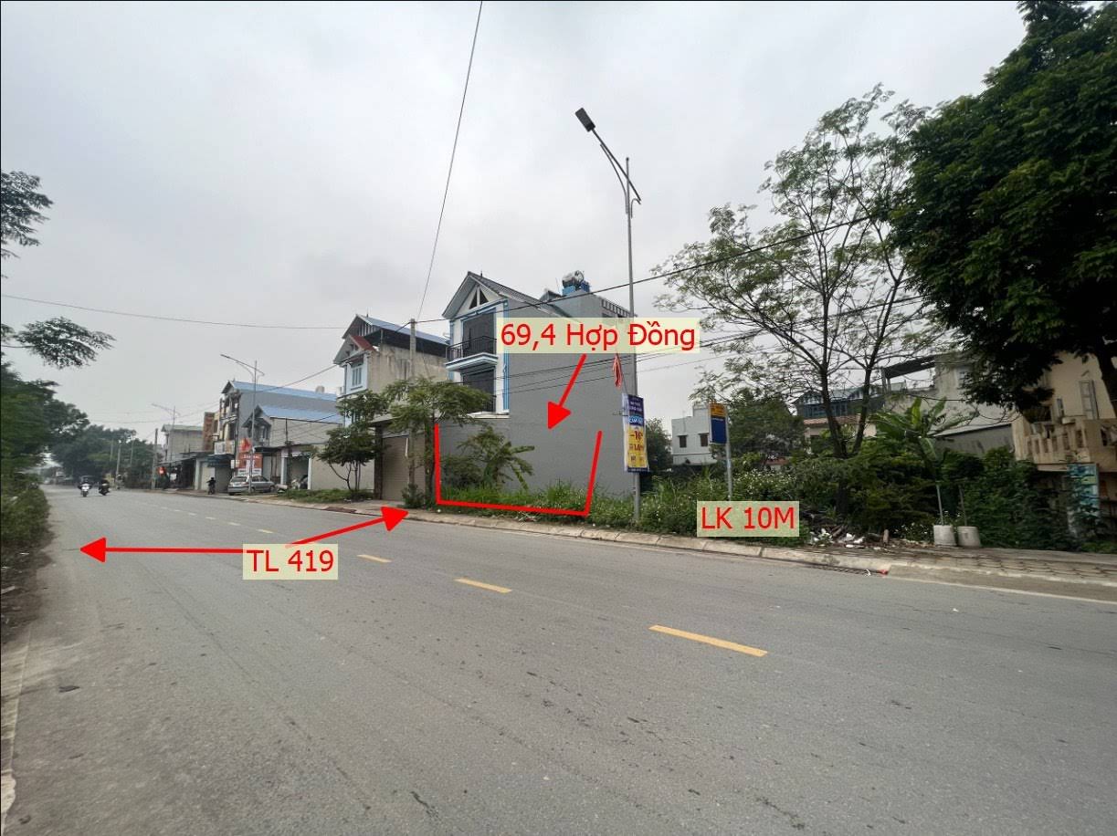 Hình ảnh Bán Đất Hợp Đồng Mặt Đường TL419 Nằm Ngay Gần Trung Tâm Thương Mại Xã Hợp Đồng 