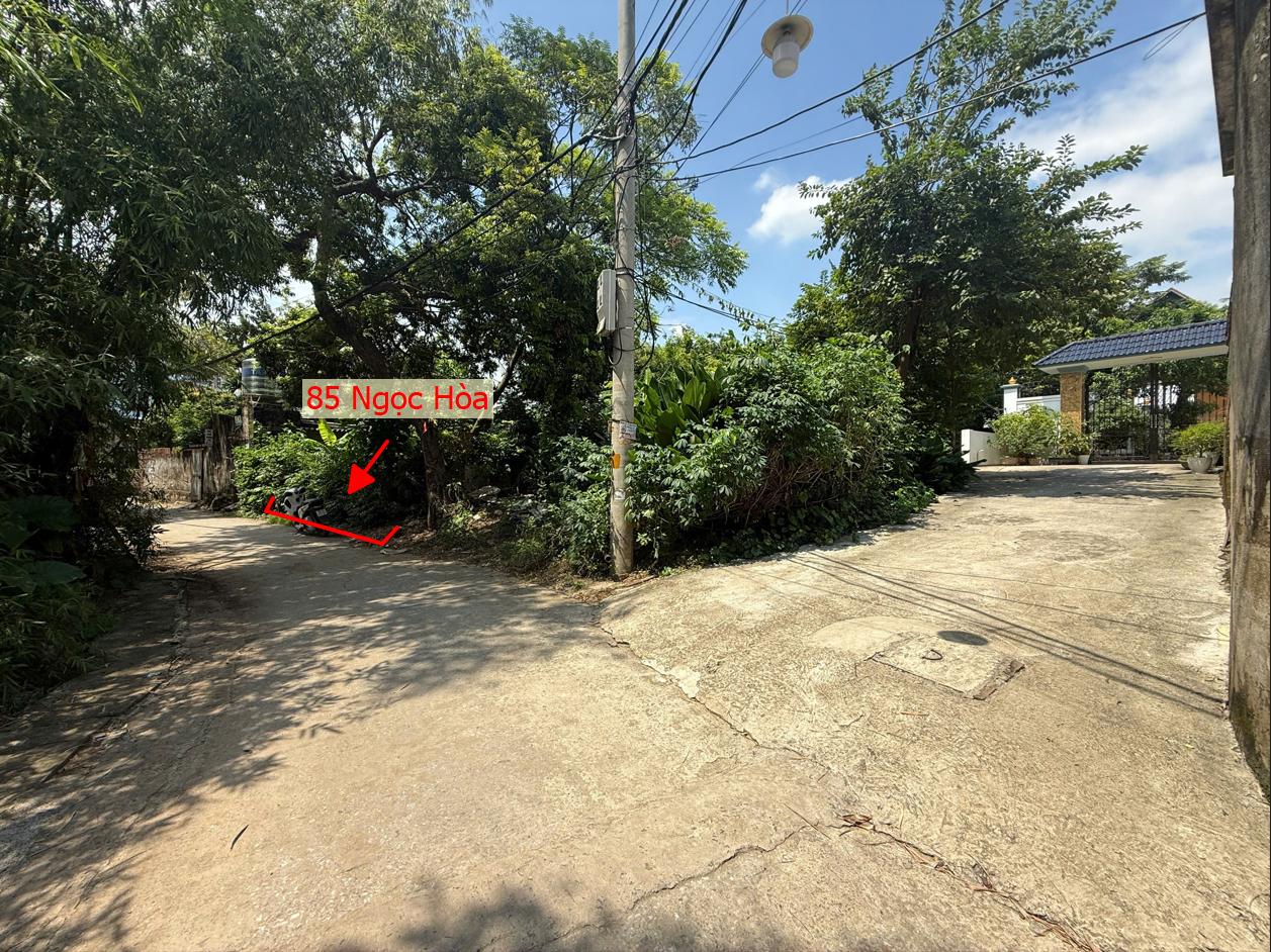 Hình ảnh Bán Đất Phân Lô Ngọc Hòa Ô Tô Đỗ Tận Đất Sát Mặt Đường Kinh Doanh Cách QL6A Chỉ Vài Trăm Mét