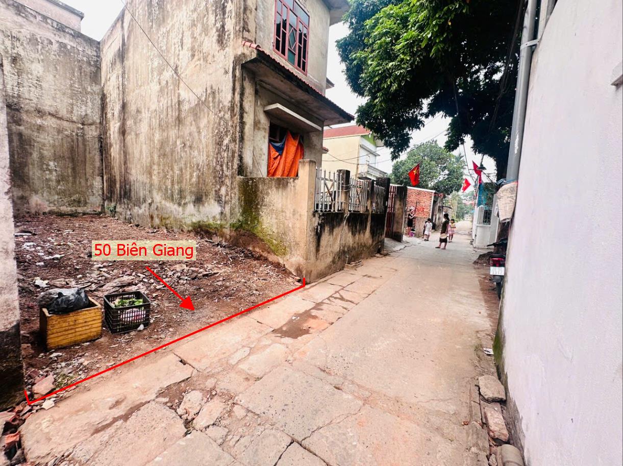 Hình ảnh Bất Động Sản Chương Mỹ Bán Đất Khu Vực Biên Giang Ô Tô Đỗ Tận Đất Ngay Sát Trục Kinh Doanh Giá Chỉ Vài Tỷ