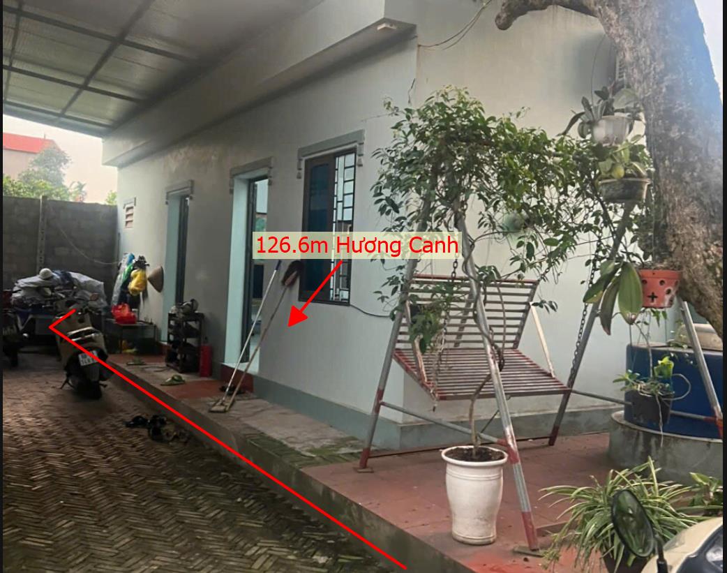 Hình ảnh Bán Lô Đất 126.6m Tại Hương Canh Bình Xuyên Sẵn Nhà Cấp 4 Ô Tô Vào Tận Đất Dân Cư Đông Đúc Gần Chợ Trường Học Ủy Ban