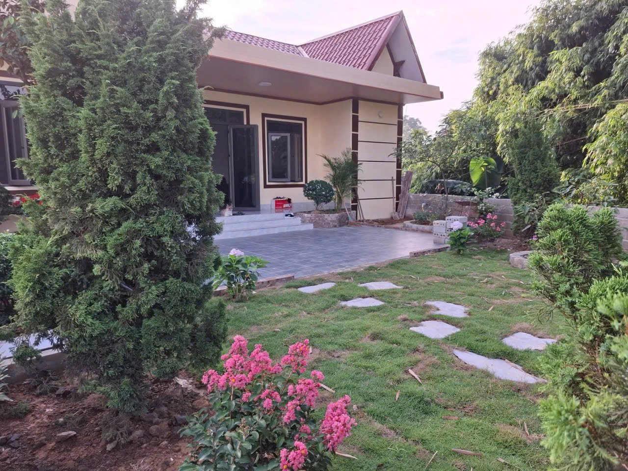 Hình ảnh Bán Đất Sẵn Nhà Cấp 4 247m Tại Hoàng Văn Thụ Ô Tô Đỗ Tận Cửa Ngay Gần Mặt Đường Kinh Doanh QL21A