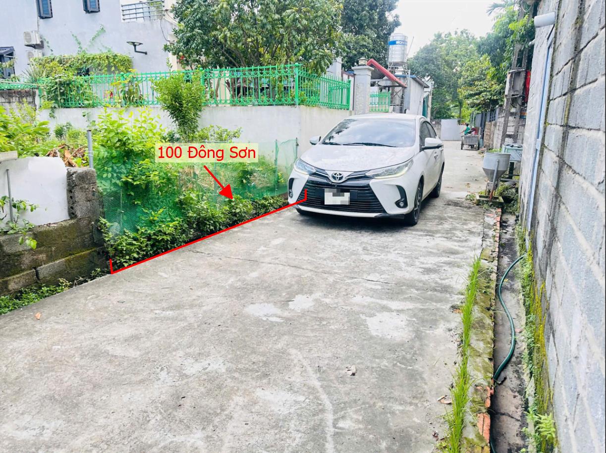 Hình ảnh Bán Thửa Đất 100m Ngay Trung Tâm Xã Đông Sơn Sát Trục Kinh Doanh Gần QL6A Đang Mở Rộng 