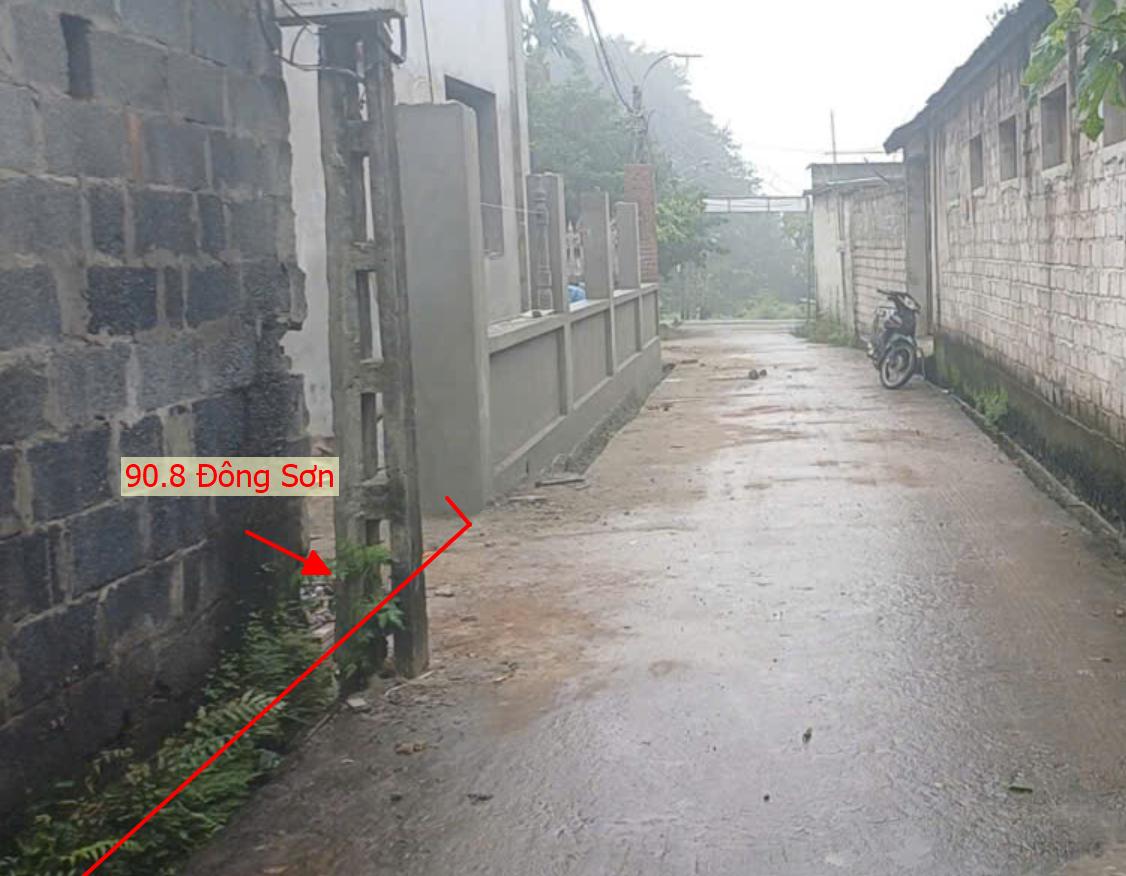 Hình ảnh Bất Động Sản Phú Nghĩa Bán Đất Phân Lô Khu Vực Đông Sơn Gần Trục Kinh Doanh Cách QL6A Đang Mở Rộng Chỉ Vài Trăm Mét