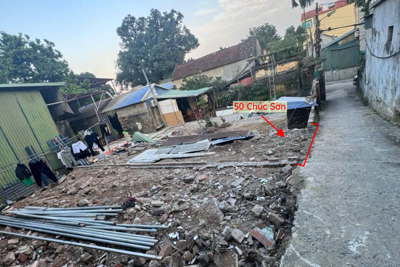 Hình ảnh Bán Đất Phân Lô Chúc Sơn 50m Full Thổ Cư Sát Trục Kinh Doanh Gần Mặt Đường QL6A Giá Chỉ Vài Tỷ