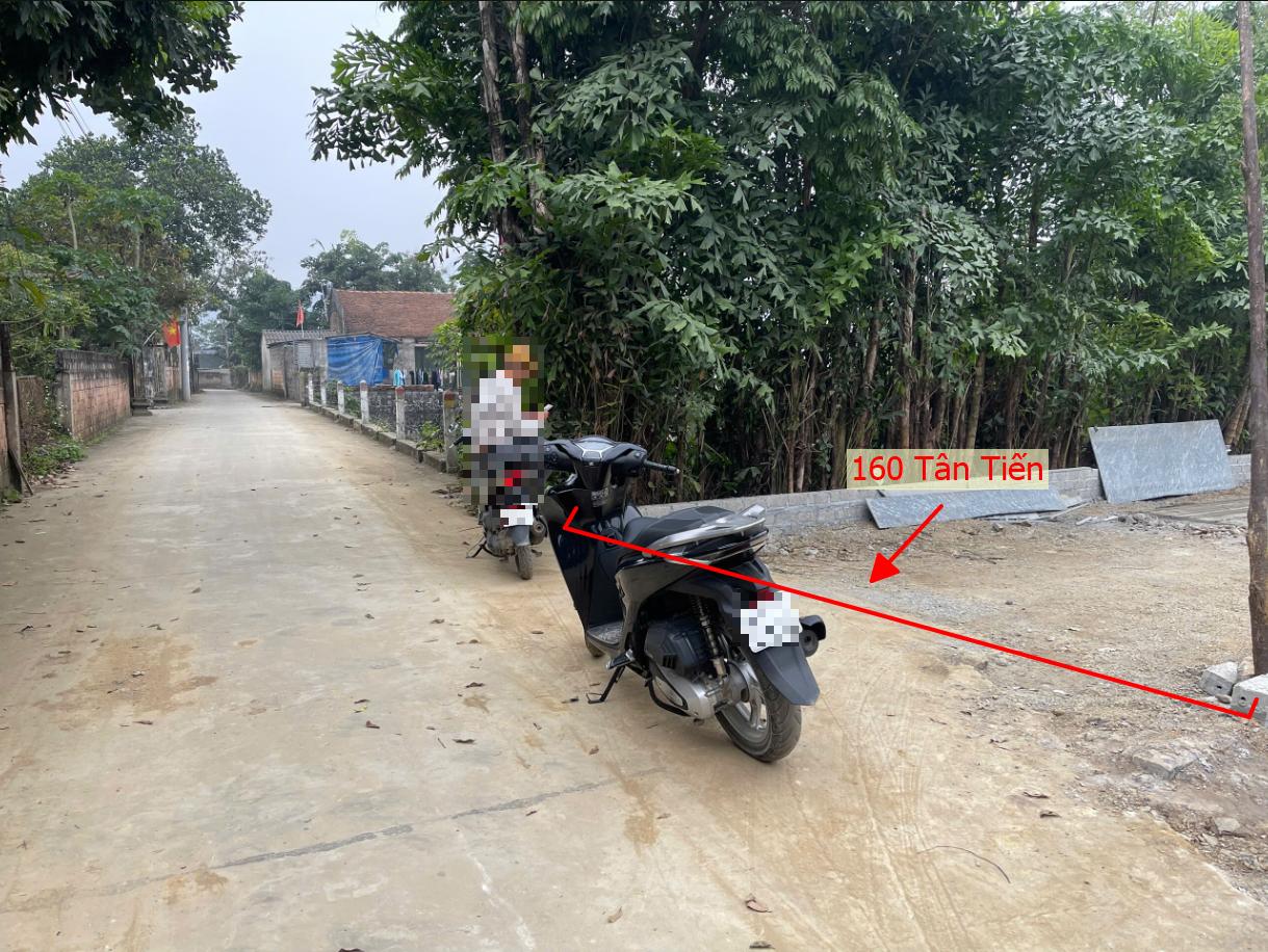 Hình ảnh Chủ Cắt Bán 160m Tại Tân Tiến Ô Tô Đỗ Tận Đất Sát Trục Chính Kinh Doanh Liên Xã