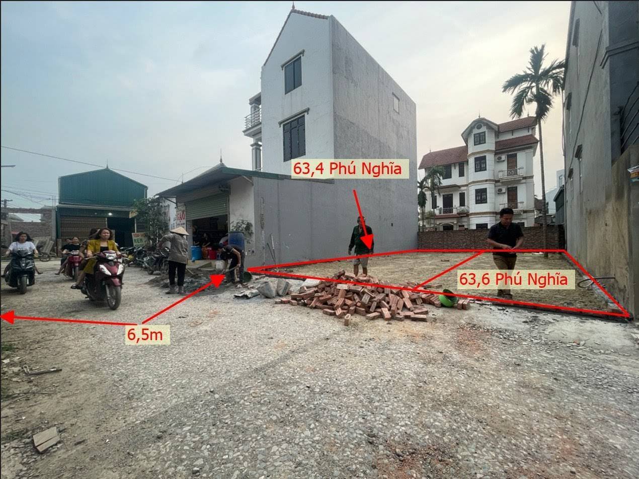 Hình ảnh Bán Đất Phú Nghĩa Ô Tô Vào Tận Đất Ngay Sát Chợ , Sân Bóng Phú Nghĩa 