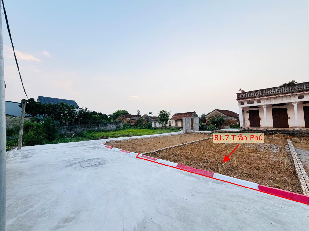 Hình ảnh Bất Động Sản Trần Phú Bán Đất Phân Lô Khu Vực Trần Phú Ô Tô Đỗ Tận Đất Sát Trục Chính Liên Xã Gần Khu Huấn Luyện Miếu Môn