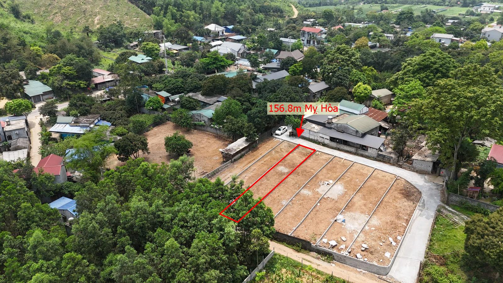 Hình ảnh Bán Đất Phân Lô Tại Mỵ Hòa Kim Bôi Bám Đường Bê Tông Ô Tô Vào Tận Đất Dân Cư Đông Đúc Thân Thiện Gần Nhiều Khu Nghỉ Dưỡng Giá Rẻ