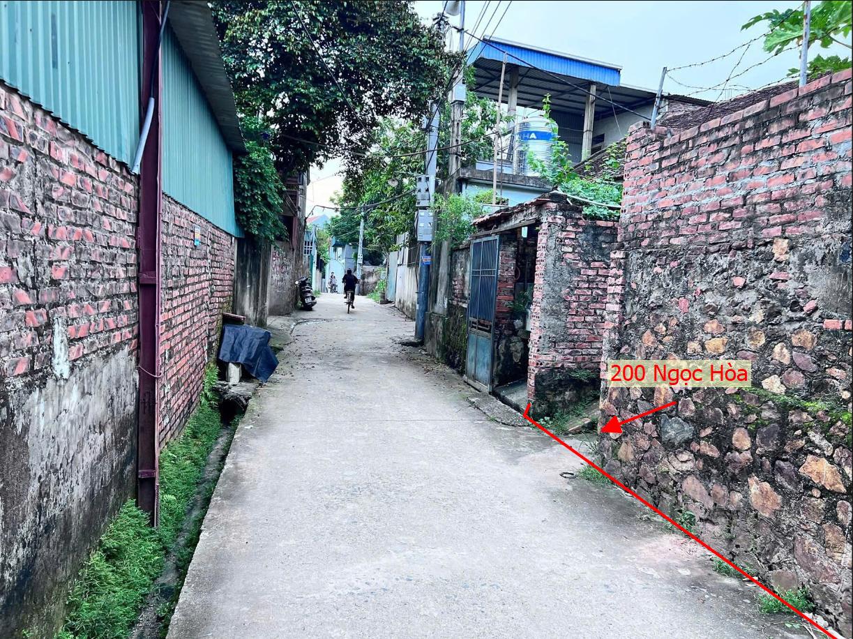 Hình ảnh Bán Đất Full Thổ Cư 200m Tại Ngọc Hòa Sát Trục Chính Kinh Doanh Ngay Gần QL6A 