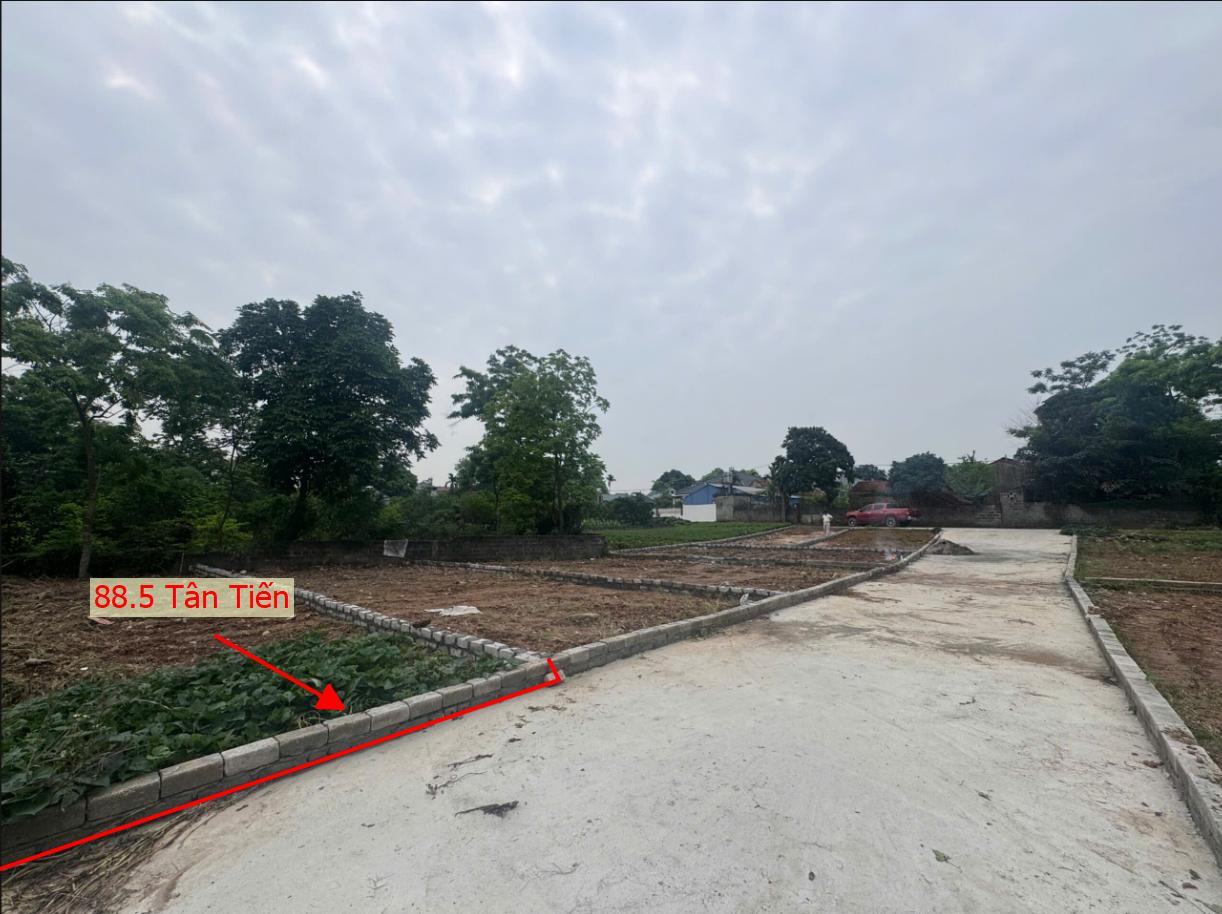 Hình ảnh Bất Động Sản Xuân Mai Bán Đất Phân Lô Khu Vực Tân Tiến Ô Tô Đỗ Tận Đất Ngay Gần Trục Chính Kinh Doanh Liên Xã 