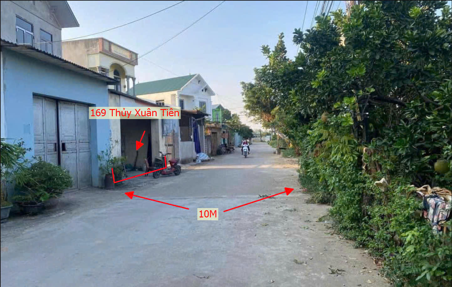 Hình ảnh Bán Đất Tặng Nhà 2 Tầng Mặt Trục Chính Thôn Tại Thủy Xuân Tiên Sát QL6A Đang Mở Rộng