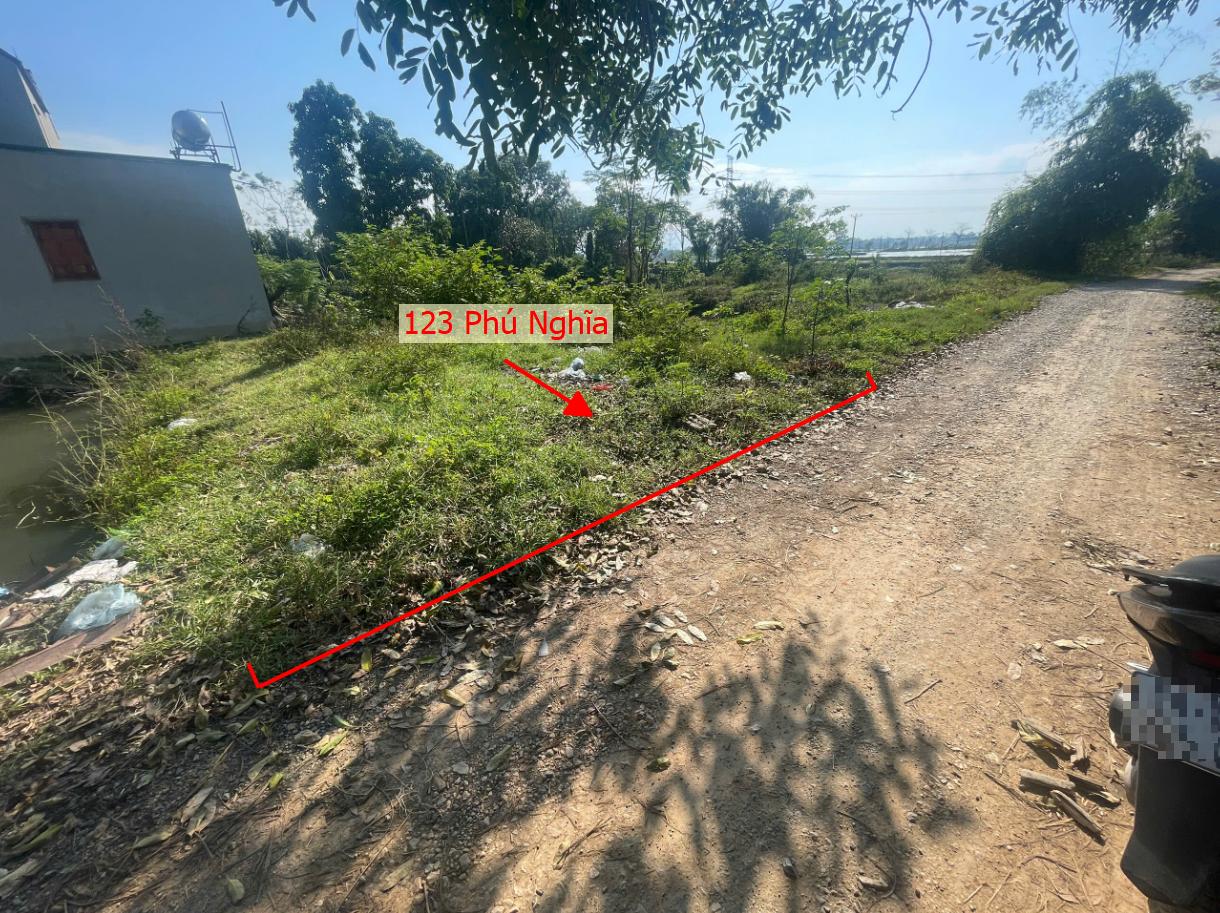 Hình ảnh Bán Đất Full Thổ Cư 123m Tại Phú Nghĩa Ô Tô Đỗ Tận Đất Sát Trục Chính Kinh Doanh Gần KCN Phú Nghĩa