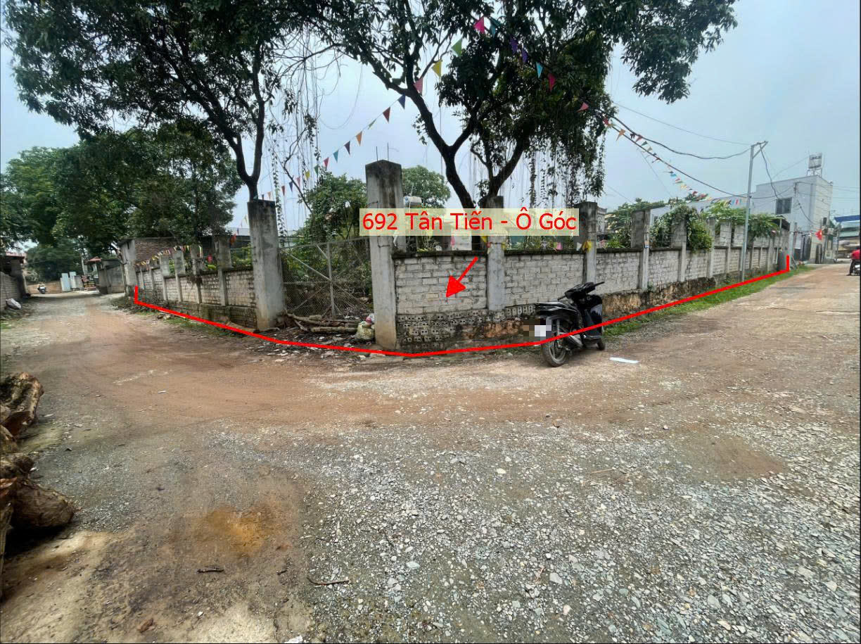 Hình ảnh Bán Lô Góc 2 Mặt Thoáng 692m Tại Tân Tiến Chương Mỹ Đường Ô Tô Tránh Sát Trục Chính Liên Xã 