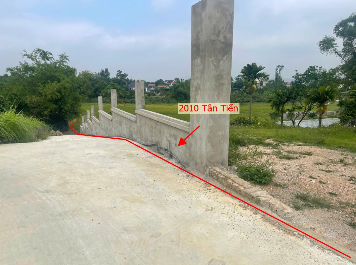 Hình ảnh Bất Động Sản Xuân Mai Bán Đất Khu Vực Tân Tiến Ô Tô Vào Tận Đất Sát Trục Chính Kinh Doanh Liên Xã Gần Sân Bóng Tân Tiến