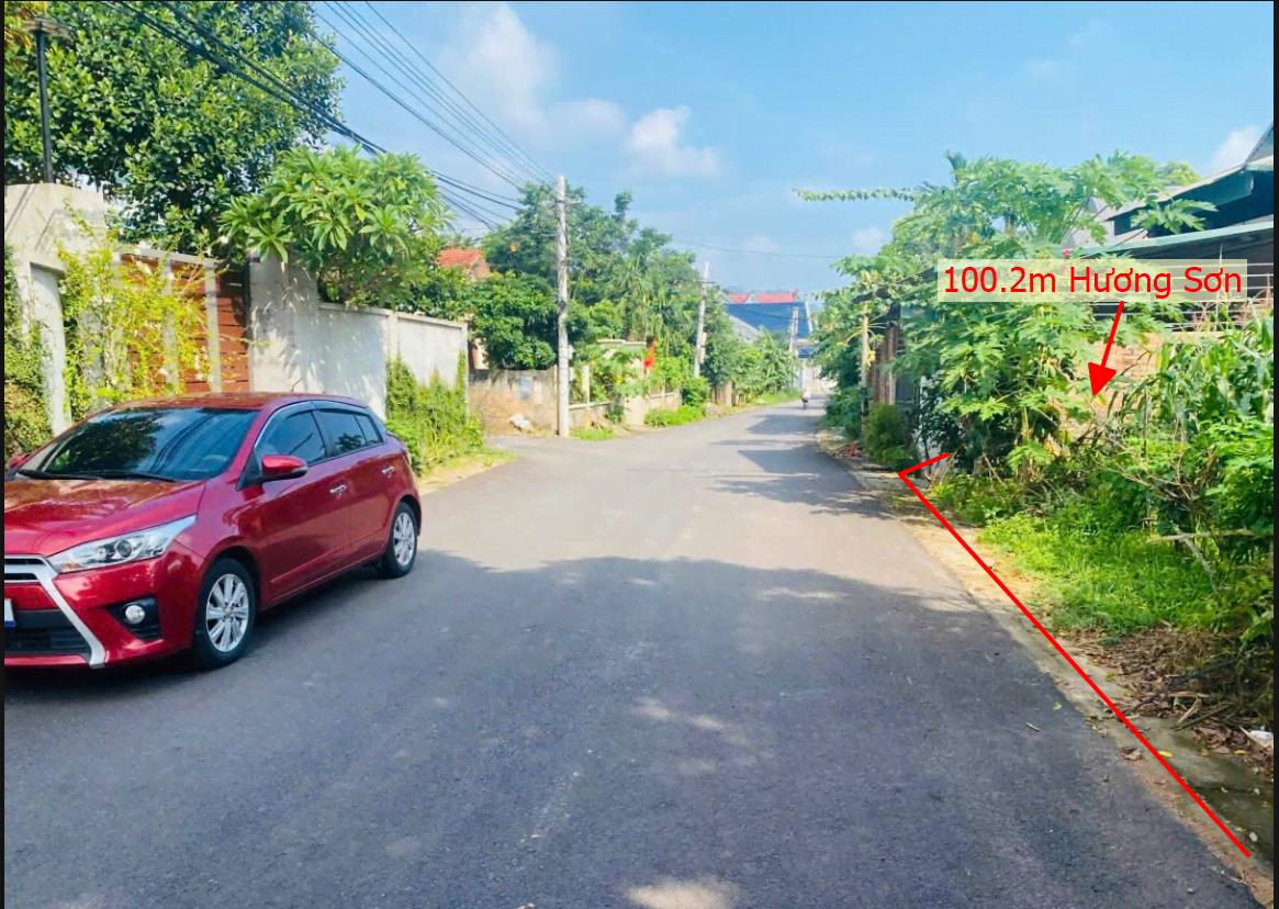 Hình ảnh Bán Lô Đất 100.2m Tại Hương Sơn Bình Xuyên Bám Đường Liên Xã Dân Cư Đông Đúc Thân Thiện Gần CHợ Trường Học Ủy Ban Giá Đầu Tư