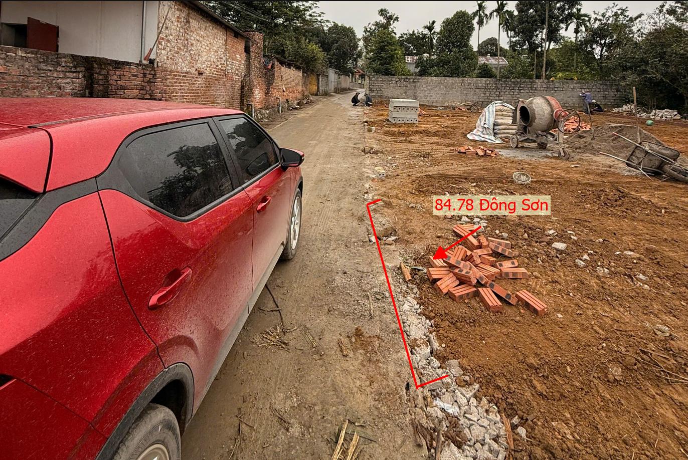 Hình ảnh Đất Phân Lô Đông Sơn Đường Thông Ô Tô Sát Trục Chính Kinh Doanh Liên Xã Cách QL6A Đang Mở Rộng Chỉ Hơn 1km