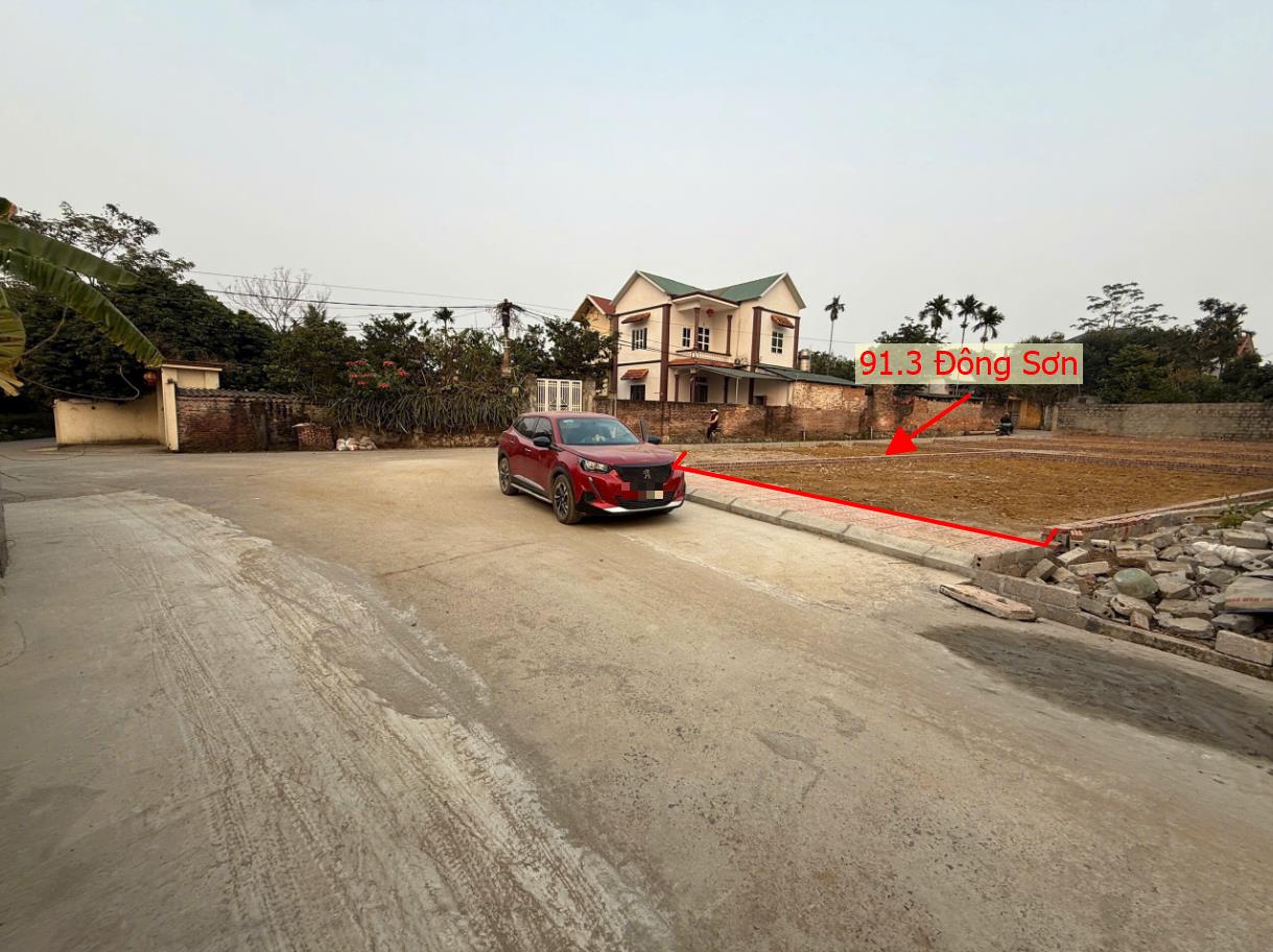 Hình ảnh Đất Phân Lô Đông Sơn Đường Thông Ô Tô Sát Trục Chính Kinh Doanh Liên Xã Cách QL6A Đang Mở Rộng Chỉ Hơn 1km