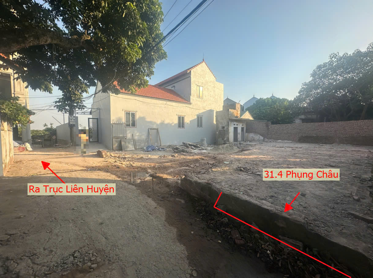 Hình ảnh Bán Nhà Thương Mại 31.4m Tại Phụng Châu Ô Tô Đỗ Tận Cửa Sát Trục Chính Liên Huyện