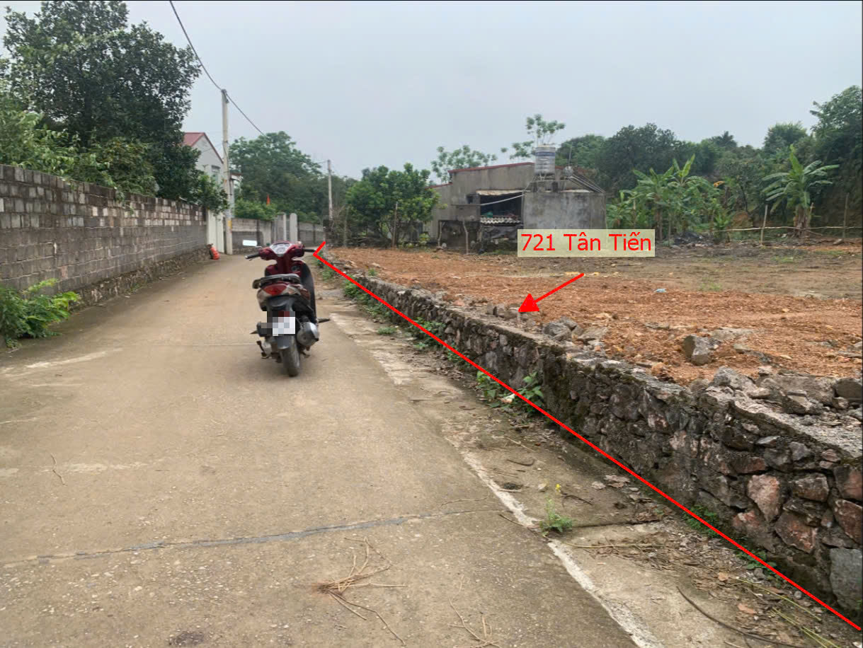 Hình ảnh Bán Thửa Đất 721m Tại Tân Tiến Chương Mỹ Đường Thông Ô Tô Gần QL21A Sát Hồ Văn Sơn Thoáng Mát 