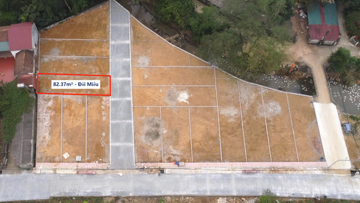 Hình ảnh Đất Phân Lô Nam Phương Tiến Ô Tô Đỗ Tận Đất Sát Trục Chính Kinh Doanh Ngay Gần Hồ Miễu Thoáng Mát