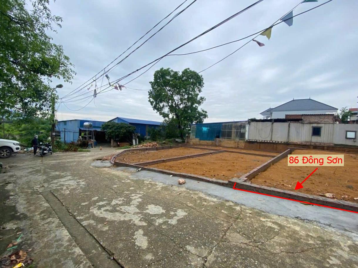 Hình ảnh Bất Động Sản Phú Nghĩa Bán Đất Phân Lô Khu Vực Đông Sơn Đường Thông Ô Tô Sát Trục Chính Kinh Doanh